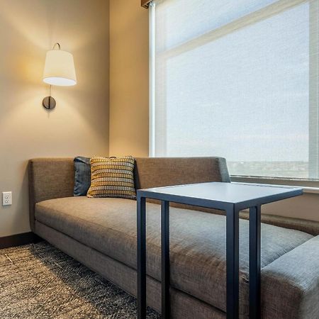 Cambria Hotel Davenport Quad Cities Bettendorf Exterior foto