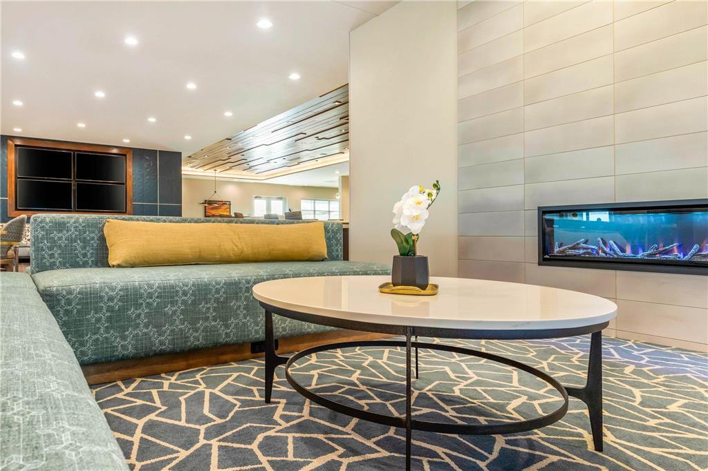 Cambria Hotel Davenport Quad Cities Bettendorf Interior foto